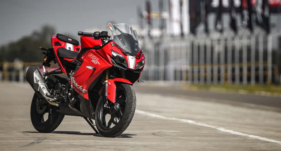 Sportbike Rossa in Mostra sul Circuito