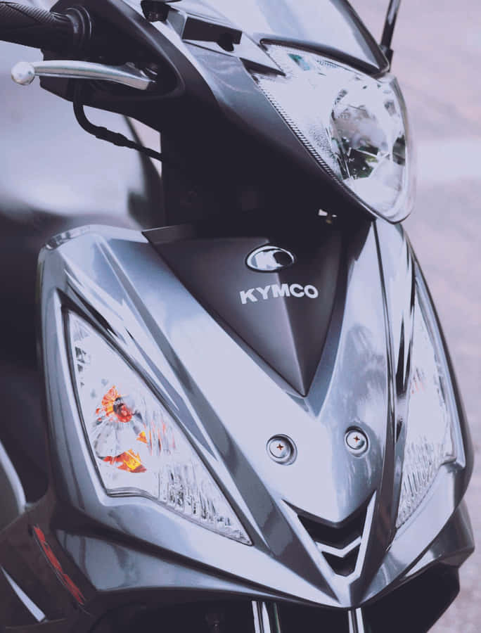 Vista Frontale dello Scooter Kymco