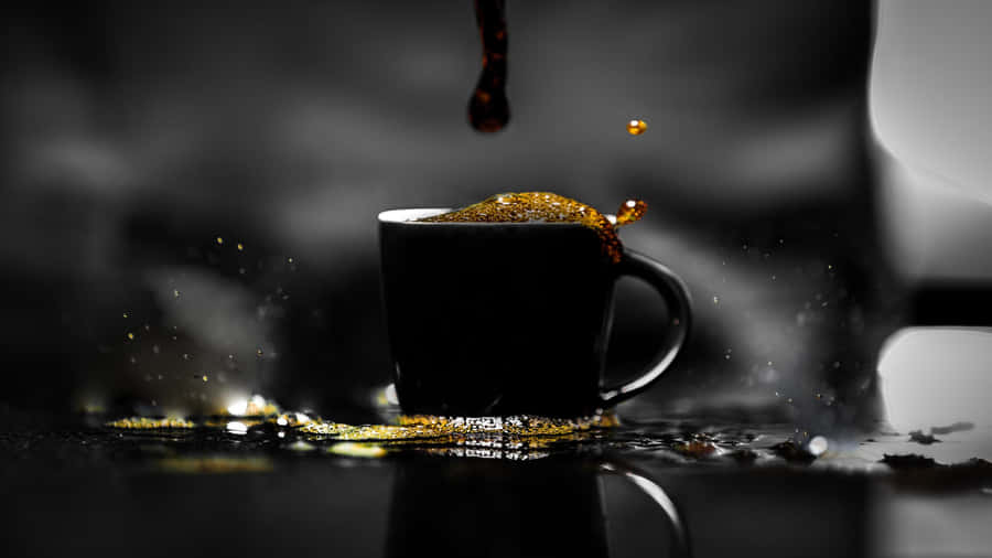 Uppleven smidig och läcker kopp svart kaffe