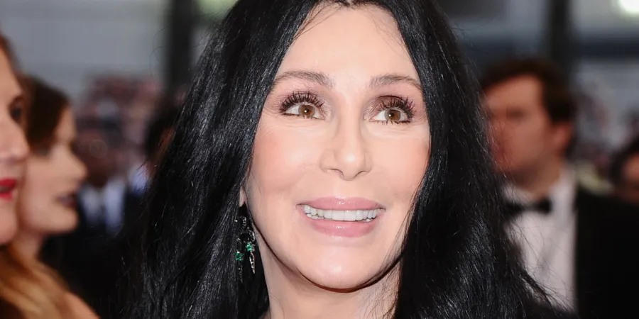 Close Up Cher