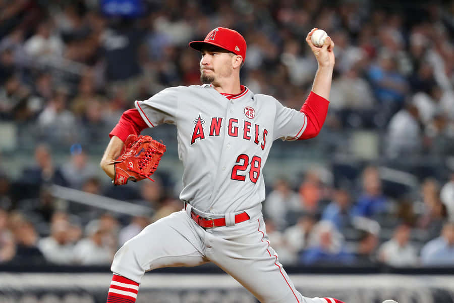 Angels Pitcher Actionaufnahme