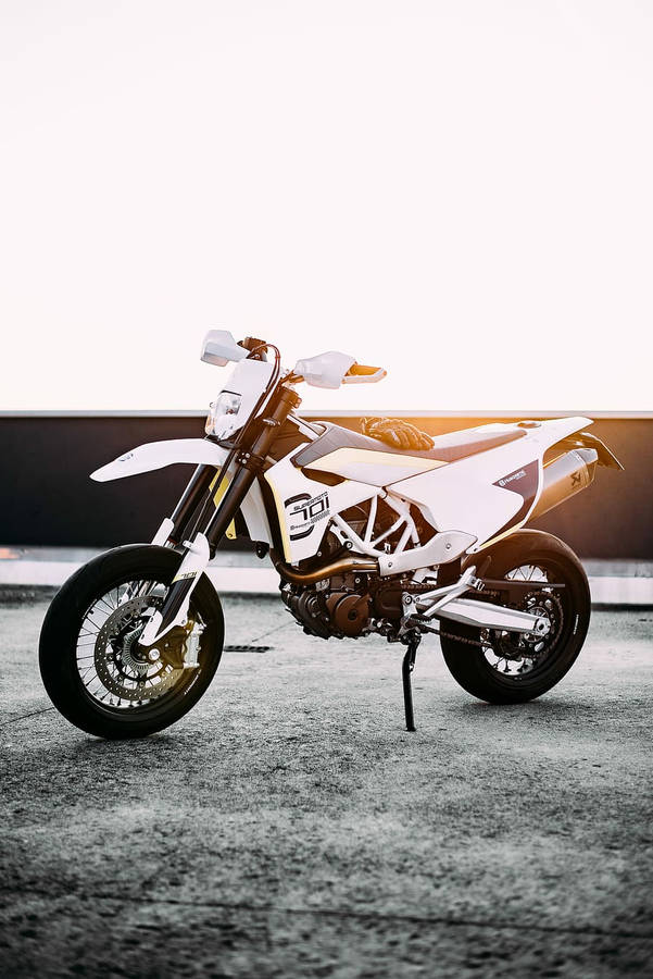 Download White Dirt Bike Wallpaper | Wallpapers.com