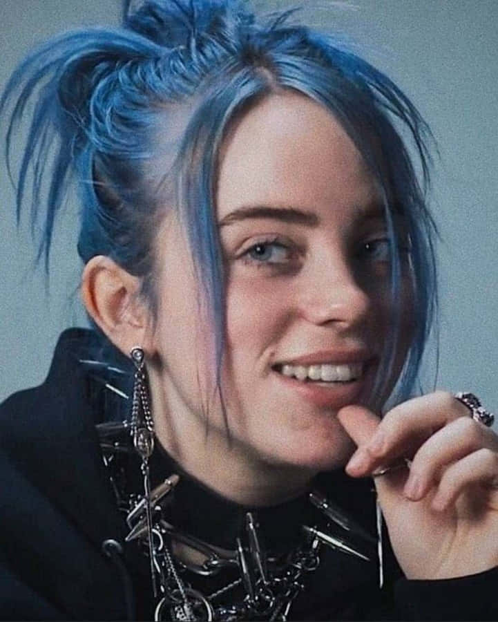 BillieEilish smiler lyst.
