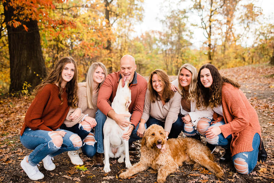 Fall Family Pictures 1600 x 1068