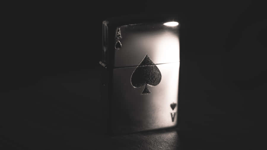 König der Pik Lighter