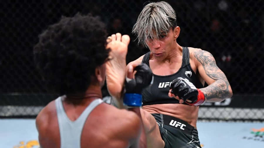 Amanda Lemos in Aktion - Ultimate Fighting Championship