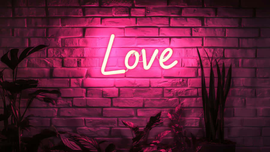 Neon Liebe Schild an Backsteinwand