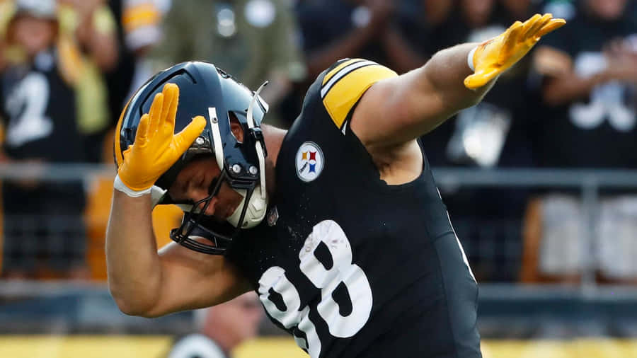 Celebração de Pat Freiermuth do Pittsburgh Steelers