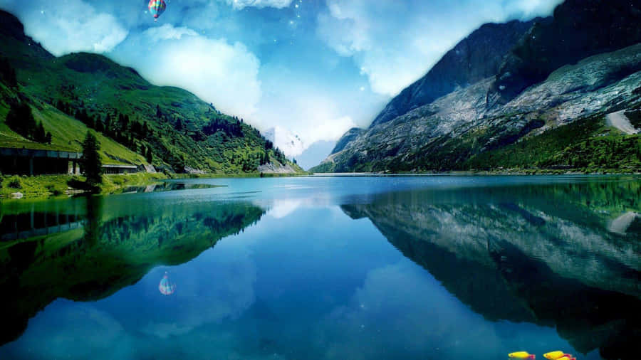 Vista di Lago Alpino in Serenità