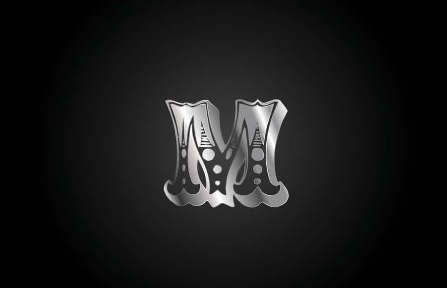 Metallisches Flüssigkeits-M Buchstaben Design