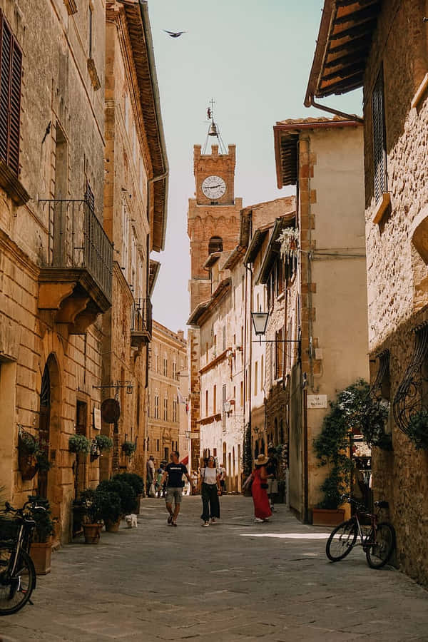 Torredo Relógio e Rua Principal de Pienza, Itália