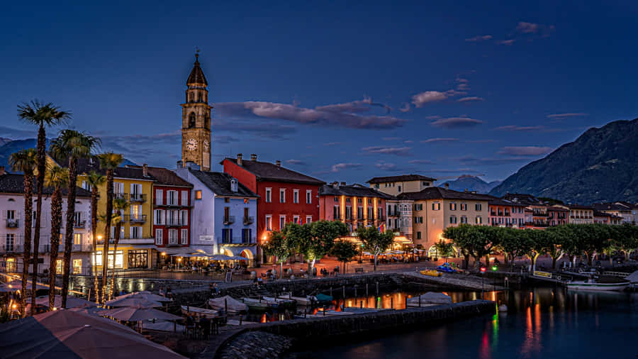 Vista Panoramica del Lago Maggiore a Locarno