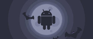 Robô Android com morcegos voando ao redor de uma lua brilhante à noite. — Desenvolvedor Android Papéis de Parede
