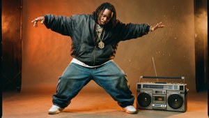 Method Man tanssii 90-luvun hip hop -tyyliin boomboxin kanssa.