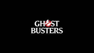 Logotipo dos Ghostbusters com fantasma em círculo vermelho em fundo preto