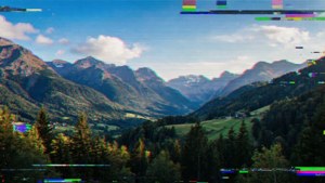 Landschapsfoto met gepixelde glitch-effecten en kleurartefacten