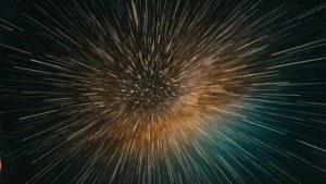 En lang eksponerings-stil supernova med radielle lysspor i rav og teal mot dyp svart rom.