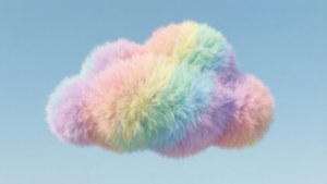 Nube arcoíris esponjosa sobre cielo azul pálido.