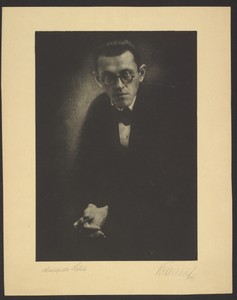 Schauspieler Holub by Günther Krampf, created 1919. Download this artwork as a high-resolution wallpaper for desktop, tablet, or mobile. — Art Picture