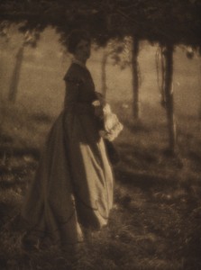 The Arbor by Clarence H. White, created 1906 (printed 1908), in photogravure. Download this artwork as a high-resolution wallpaper for desktop, tablet, or mobil — Clarence H. White Wallpaper